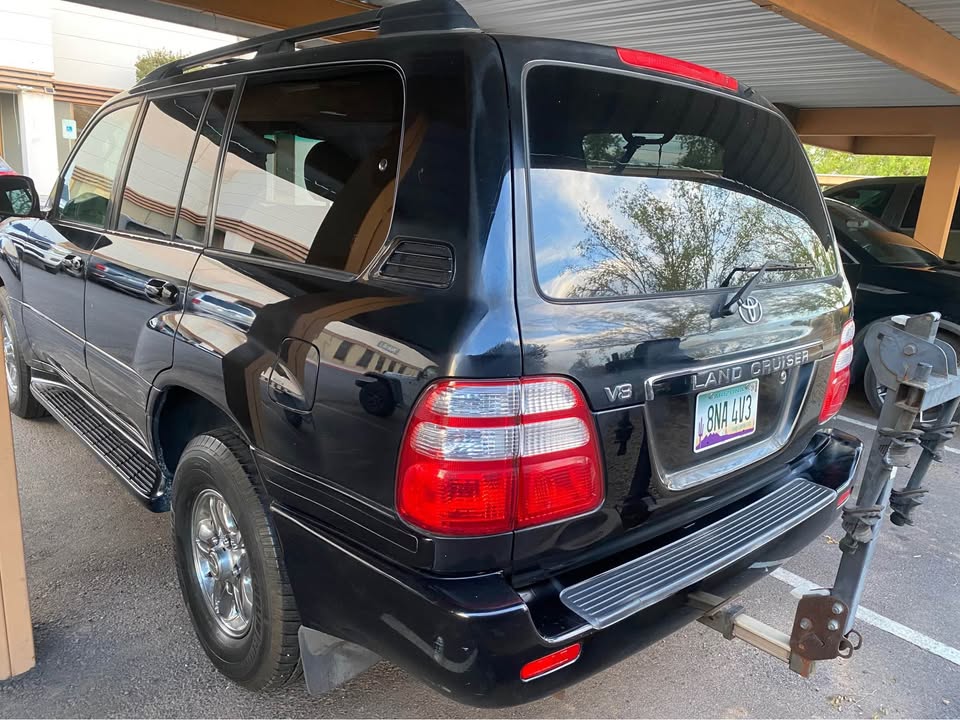 2005 Toyota Landcruiser · Sport Utility 4D in Paradise Valley, AZ (photo 9) — photo 9