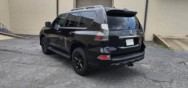 2023 Lexus GX · GX 460 Luxury Sport Utility 4D — photo 2