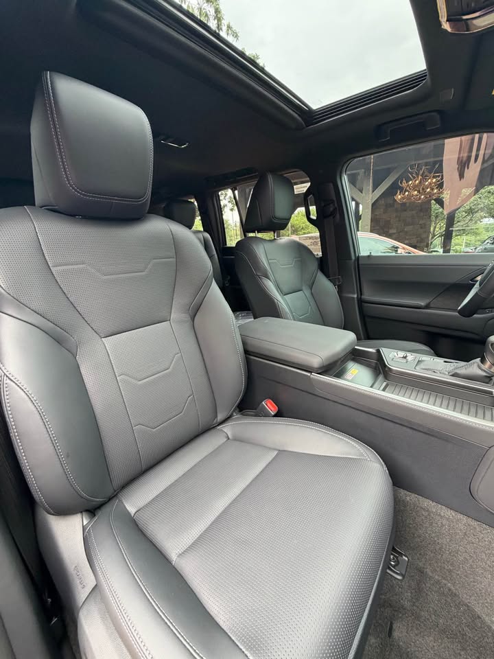 2026 Lexus GX · 550 in San Antonio, TX (photo 9) — photo 9