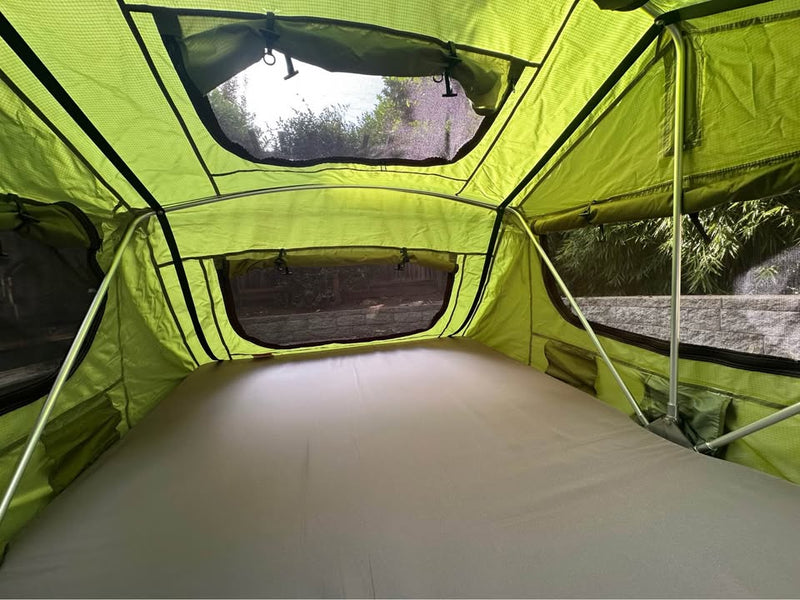 Yakima rooftop tent in Portland, OR (photo 8) — photo 8