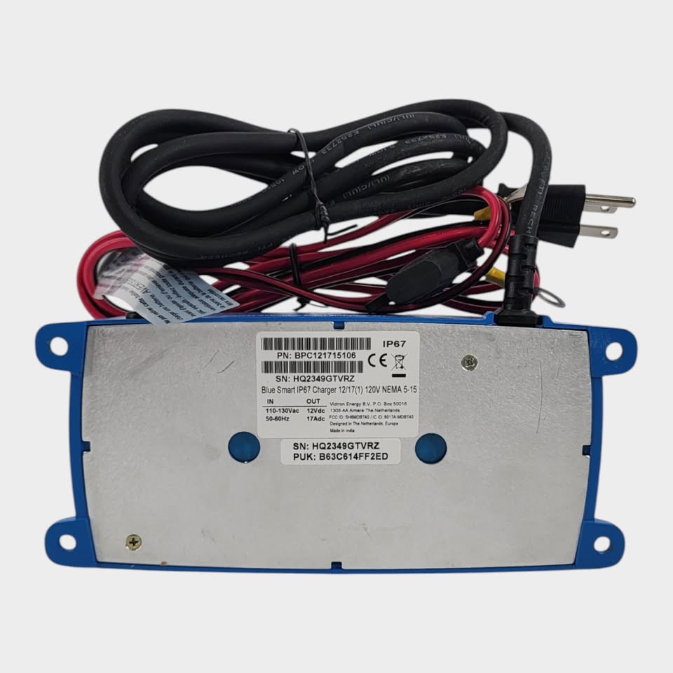 Victron Bpc121715106 Blue Smart Ip67 Battery Charger 12 Volt 17 Amp Waterproof (photo 6) — photo 6