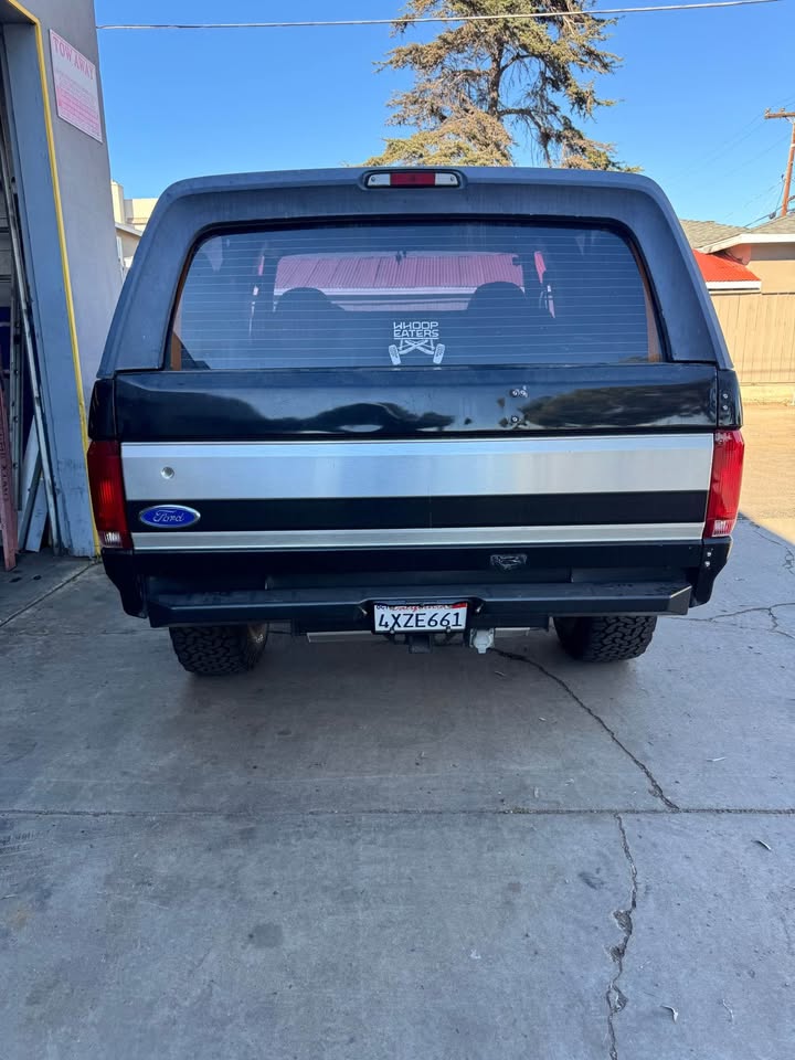 1995 Ford Bronco in Chula Vista, CA (photo 4)