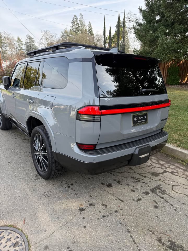 2024 Lexus GX · GX 550 Luxury + in Roseville, CA (photo 3) — photo 3