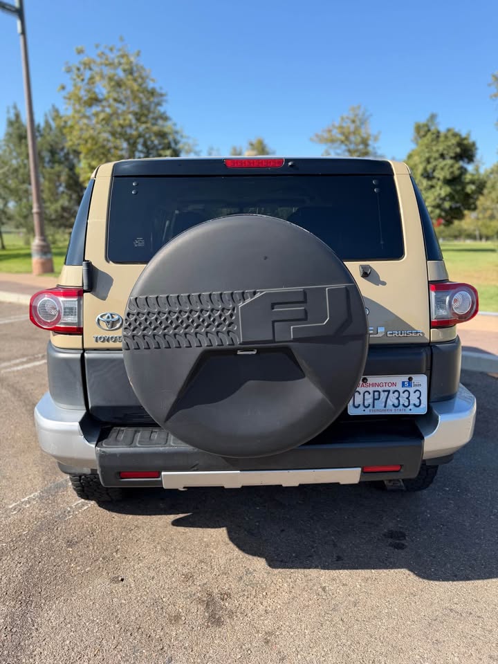 2014 Toyota FJ Cruiser 4x4 105k (photo 5) — photo 5