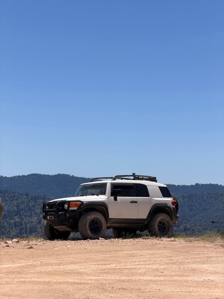 2012 Toyota FJ Cruiser · Sport Utility 2D in Fullerton, CA (photo 2) — photo 2