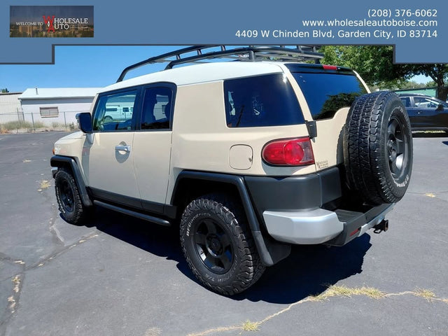 2008 Toyota FJ Cruiser — photo 3