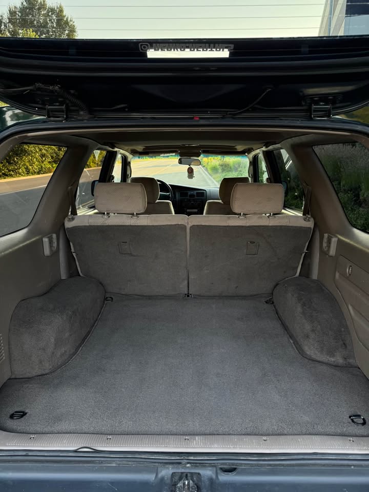2001 Toyota 4Runner · SR5 Premium Sport Utility 4D in Edgewood, WA (photo 11) — photo 11