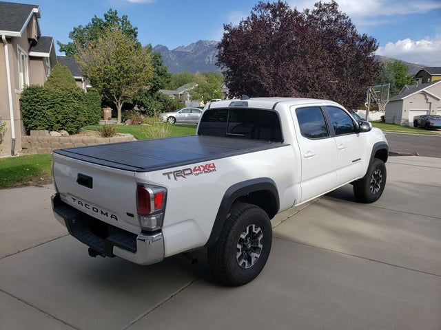 2023 Toyota Tacoma Double Cab · TRD Off-Road Pickup 4D 6 ft — photo 3