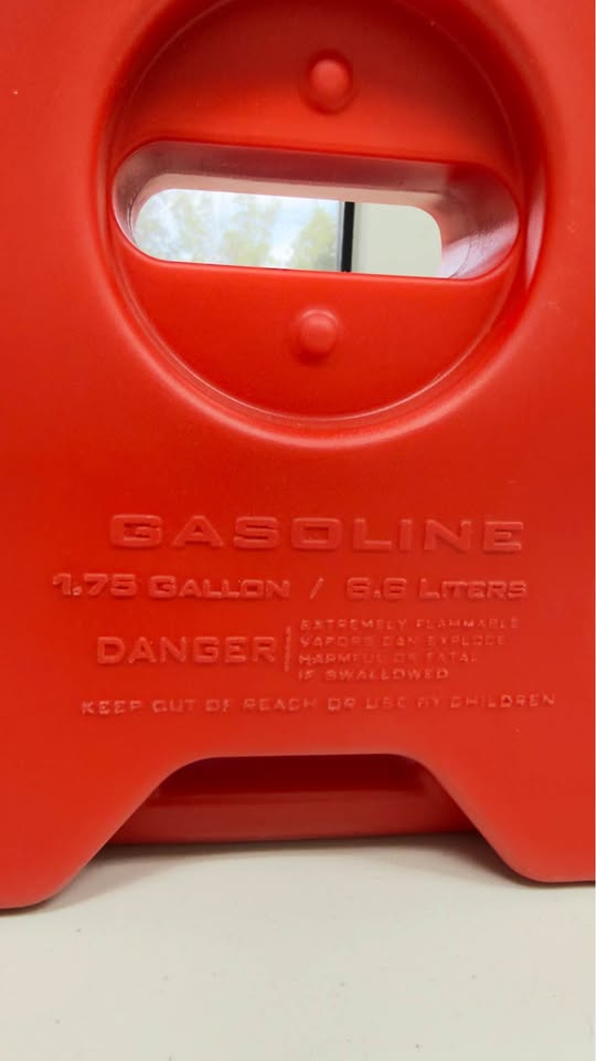 1.75 Gal RotoPax Gas Can in St George, UT (photo 2) — photo 2