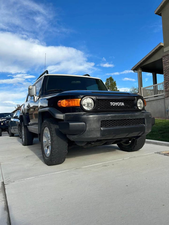 2008 Toyota FJ Cruiser — photo 3