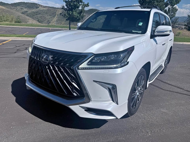 2020 Lexus LX · LX 570 Sport Utility 4D (photo 1)