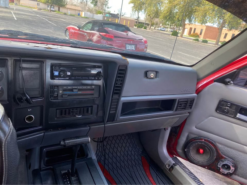 Jeep Cherokee XJ in Mesa, AZ (photo 4) — photo 4