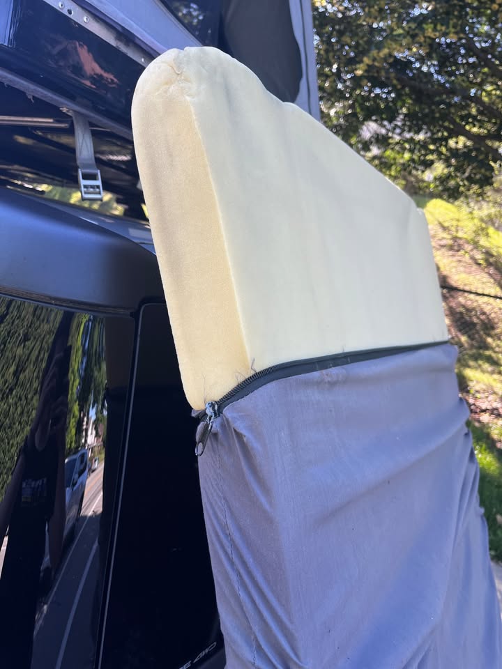 Roofnest Sparrow Eye 2018 rooftop tent in Pittsburgh, PA (photo 6) — photo 6