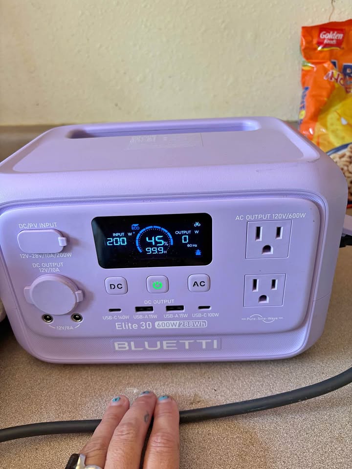 Bluetti elite 30 (photo 1)