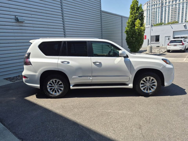 2019 Lexus GX · GX 460 — photo 2