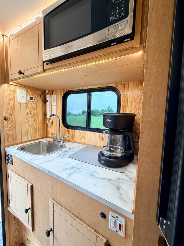 2025 Custom Capri Retreat Truck Camper in Valley Mills, TX (photo 3) — photo 3