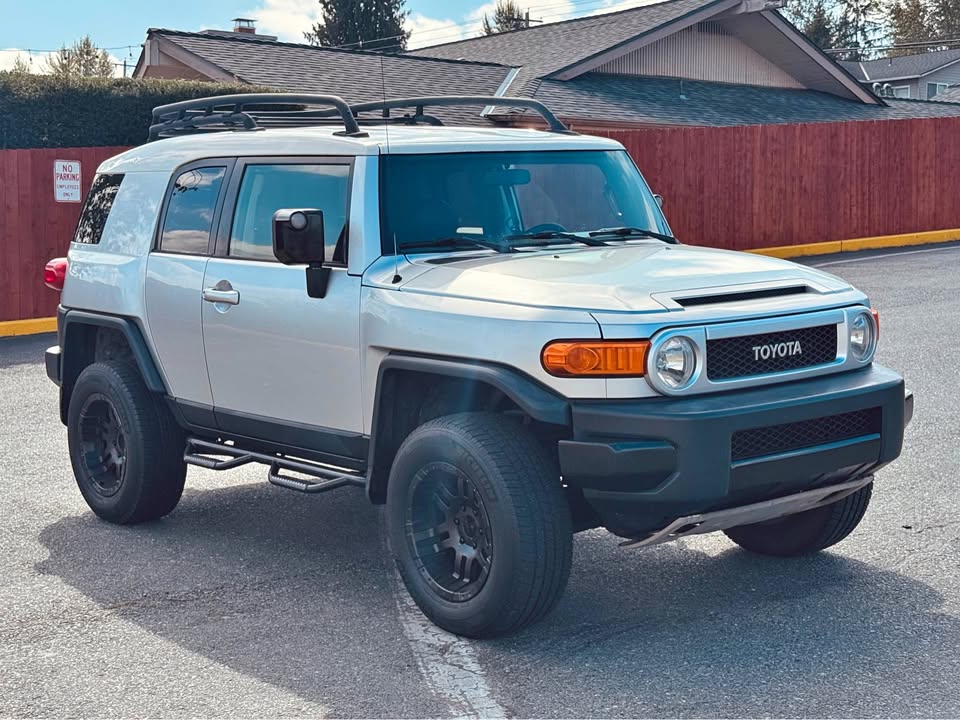 2007 Toyota FJ Cruiser · Sport Utility 2D (photo 1) — photo 1