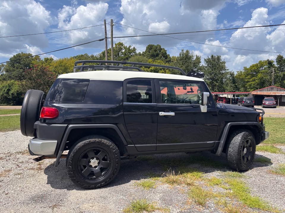 2007 Toyota FJ Cruiser · 4x4 in Halls, TN (photo 4) — photo 4