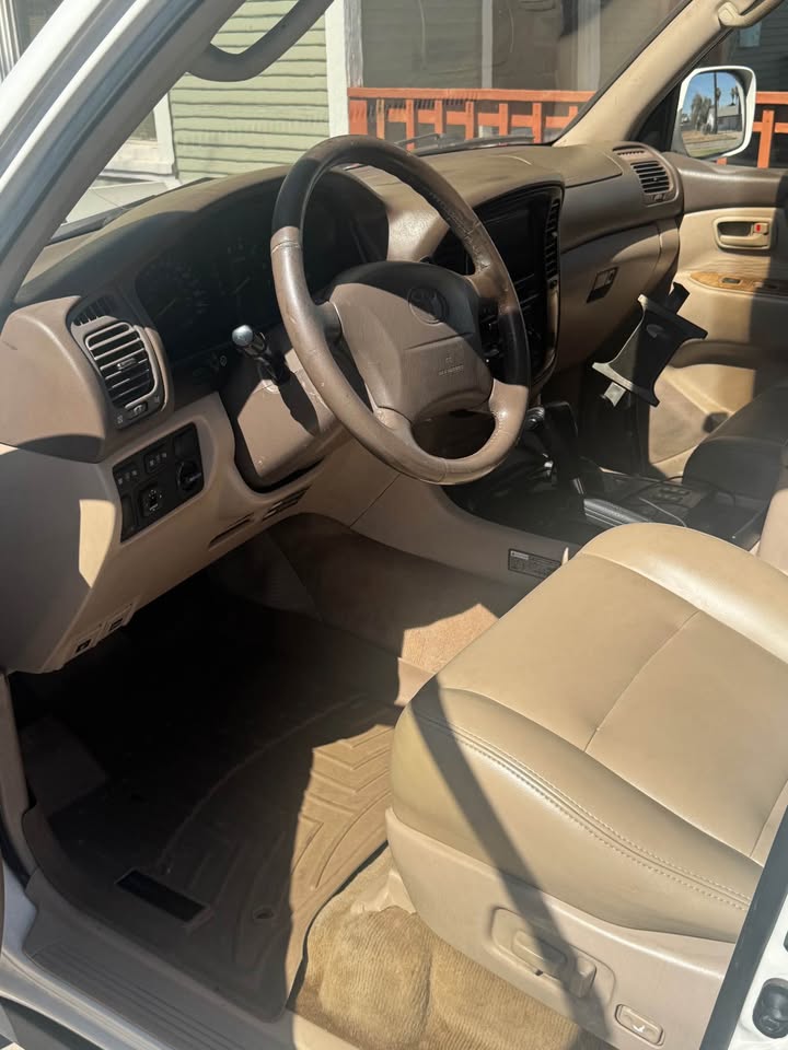 1999 Toyota Landcruiser · Sport Utility 4D in Phoenix, AZ (photo 10)