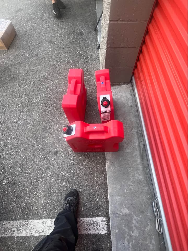 RotopaX Fuel Storage Can (photo 5) — photo 5