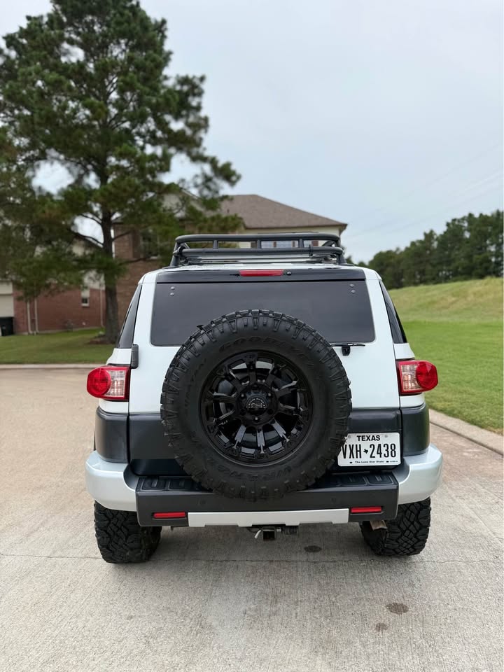 2010 Toyota FJ Cruiser in Spring, TX (photo 8) — photo 8