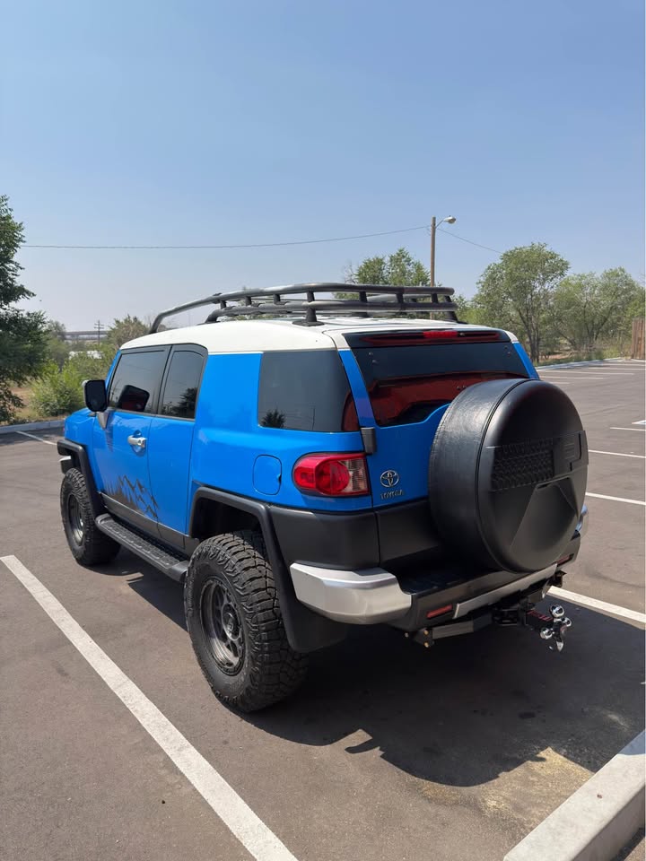 2007 Toyota FJ Cruiser · 4x4 in Denver, CO (photo 5) — photo 5