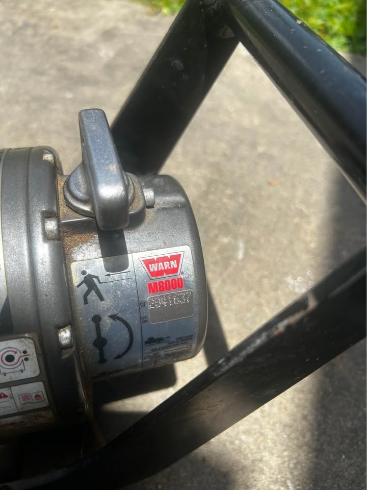 Warn M8000 Winch (photo 3) — photo 3