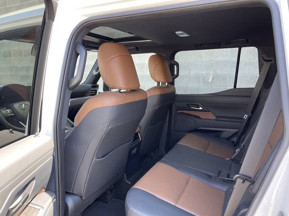 2024 Lexus GX 550 in Salt Lake City, UT (photo 8) — photo 8
