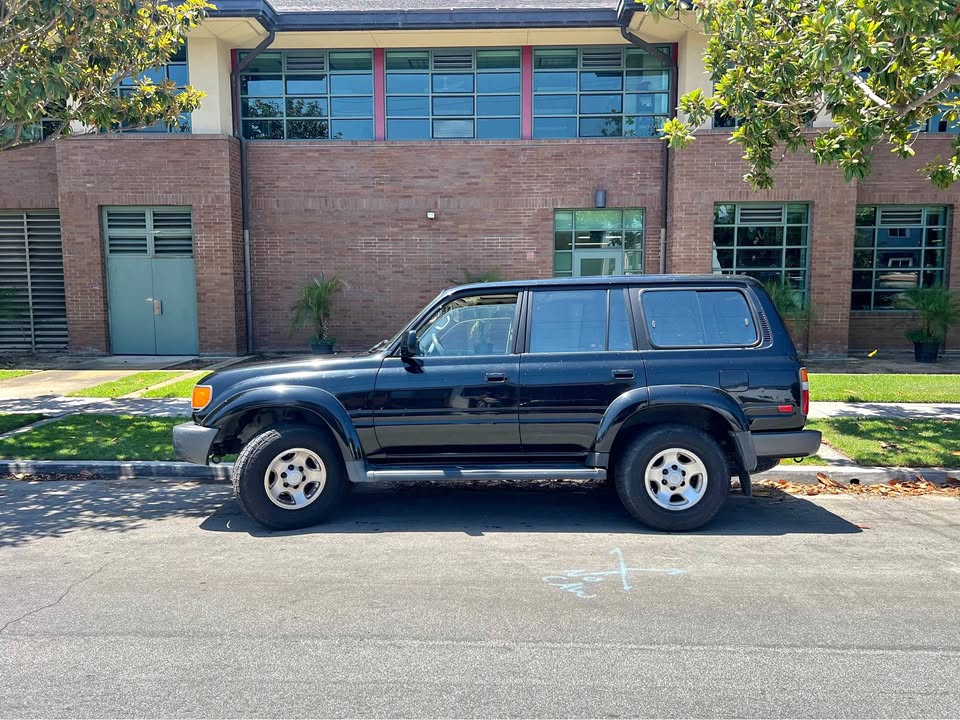 1997 Toyota Landcruiser in Coronado, CA (photo 1)