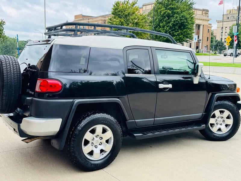 2008 Toyota FJ Cruiser · Sport Utility 2D in Kansas City, KS (photo 3) — photo 3