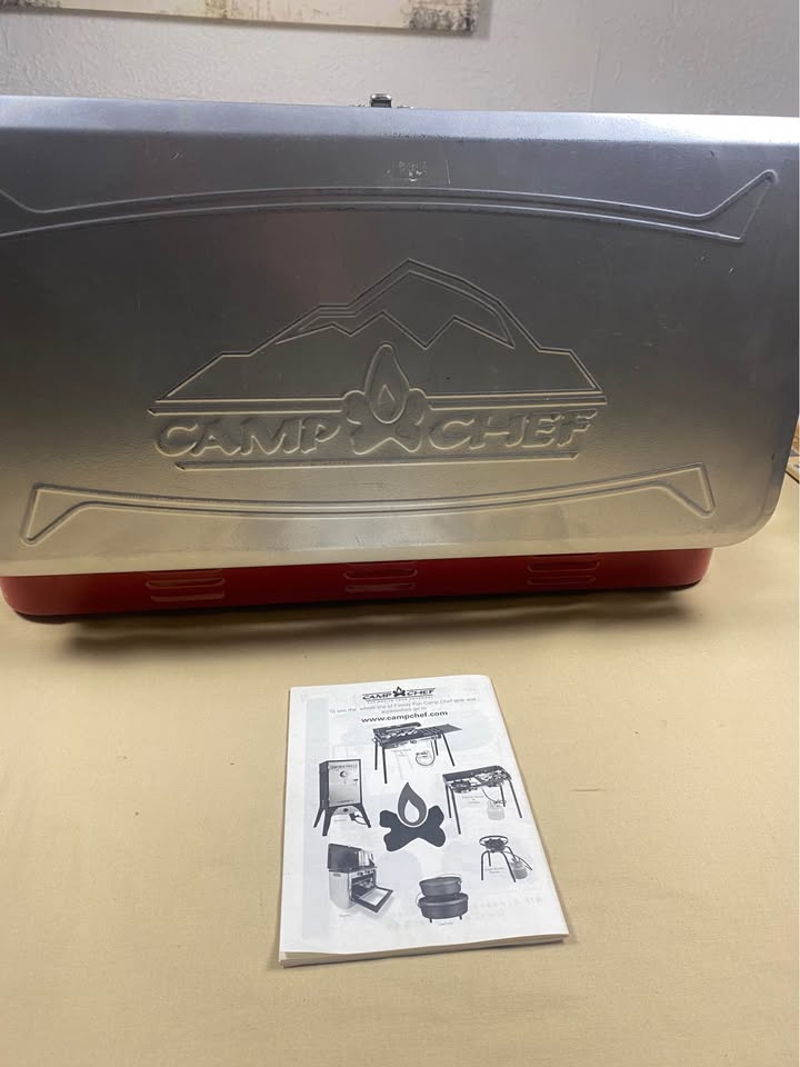 Camp Chef Everest 2 Burner Propane Camp Stove High Output in Albuquerque, NM (photo 7)