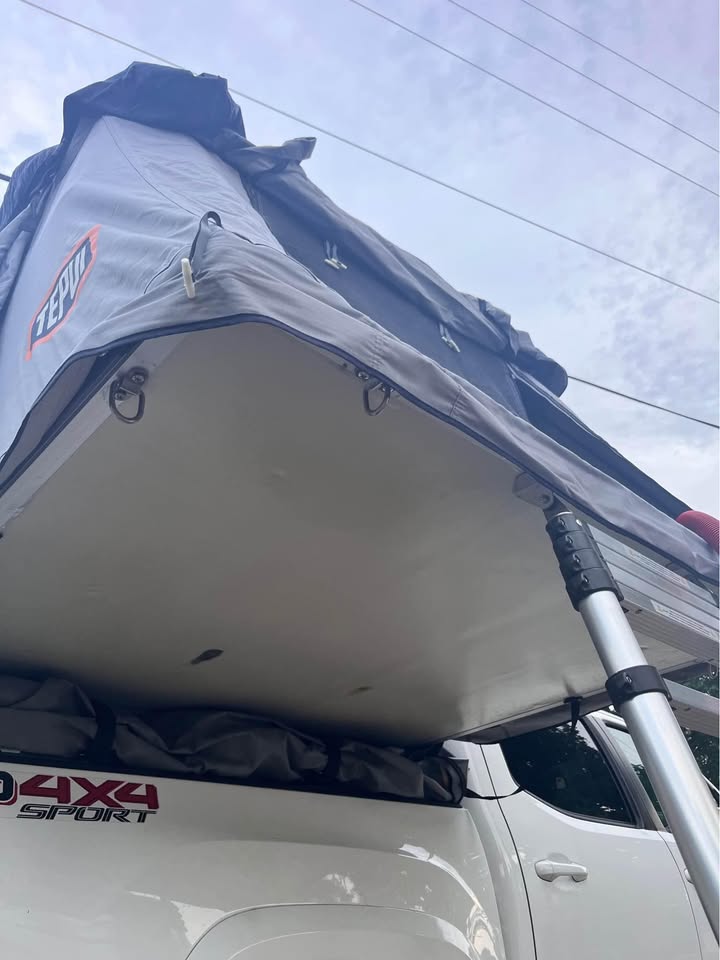 Tepui Ruggedized Kukenam 3 Rooftop Tent – Excellent Condition in Old Hickory, TN (photo 4) — photo 4
