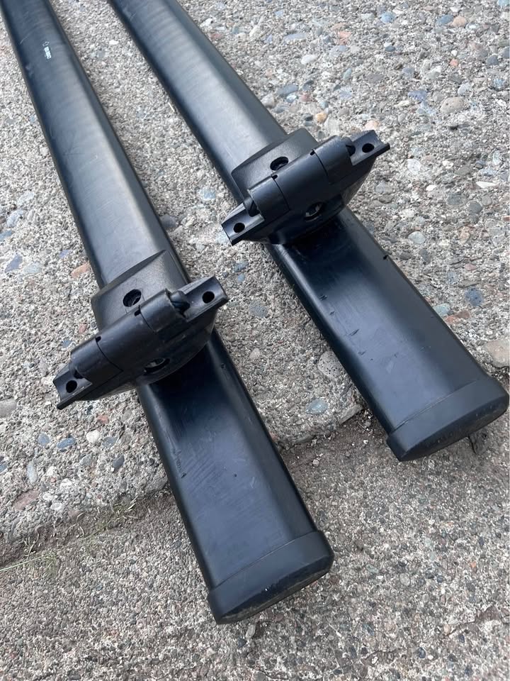 Yakima Roof Rack Skyline Towers and 50” Core Bars in Spokane, WA (photo 3)