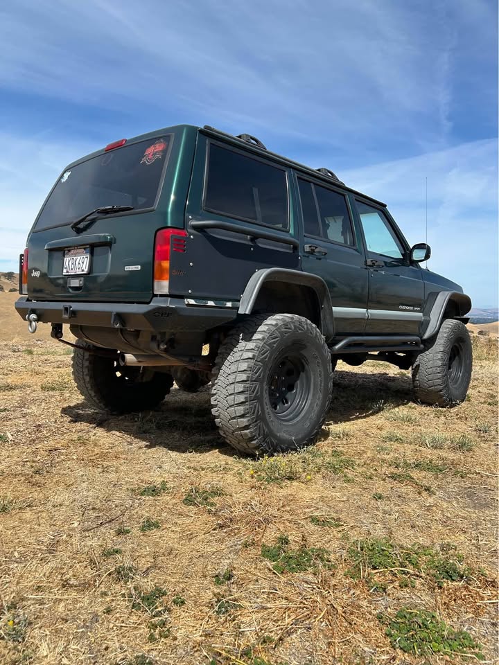 2001 Jeep xj cherokee in Concord, CA (photo 10) — photo 10