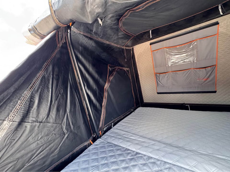 Rooftop tent -Roofnet (photo 2) — photo 2