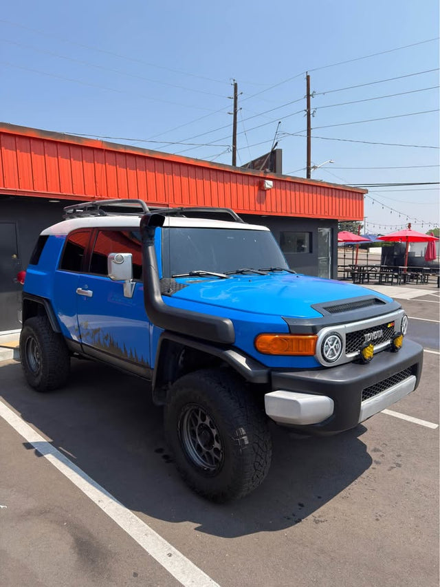 2007 Toyota FJ Cruiser · 4x4 — photo 2