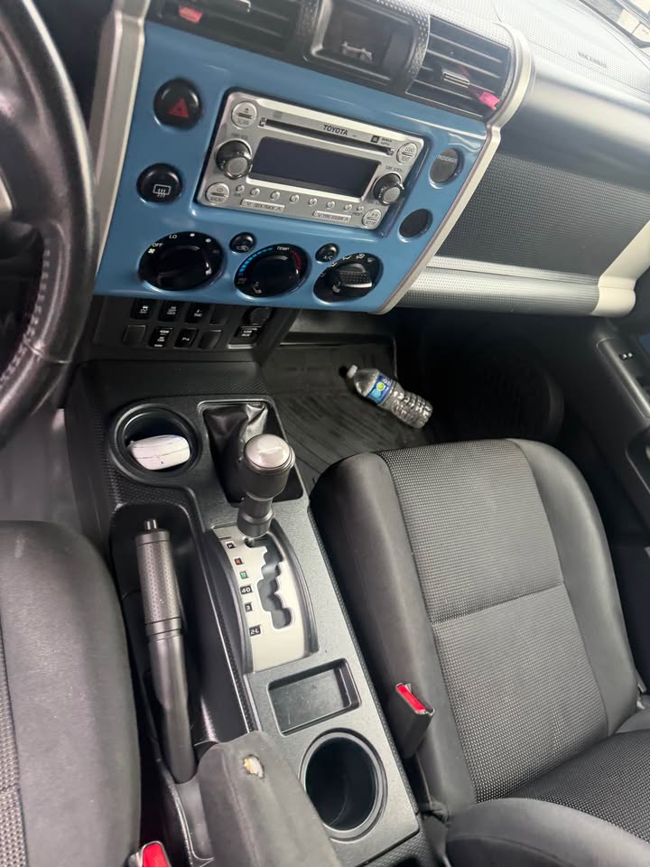 2013 Toyota FJ Cruiser in San Antonio, TX (photo 9) — photo 9
