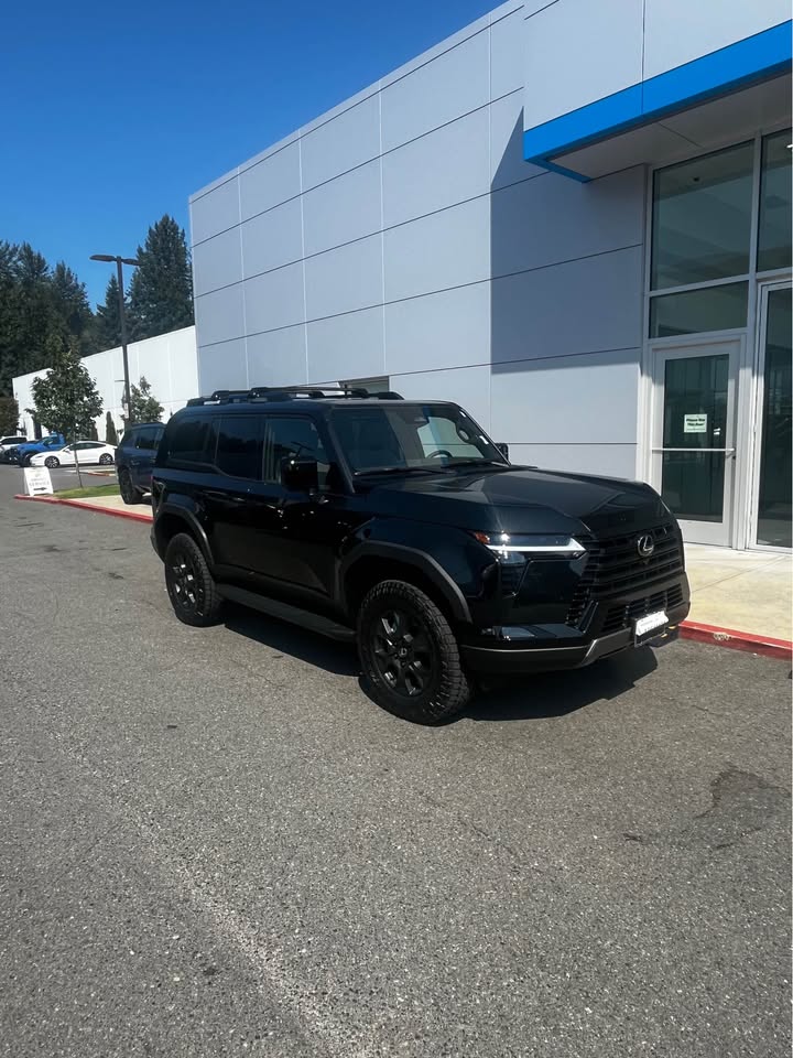 2026 Lexus GX · 550 Overtrail in Bellevue, WA (photo 2) — photo 2