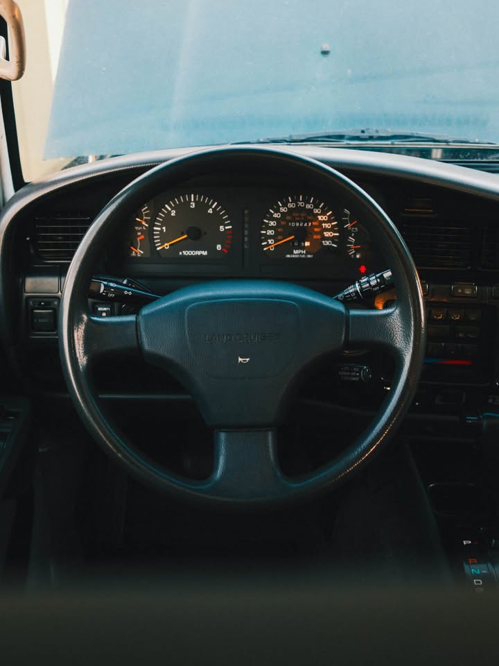 1994 Toyota Landcruiser · Sport Utility 4D in Tumwater, WA (photo 5) — photo 5