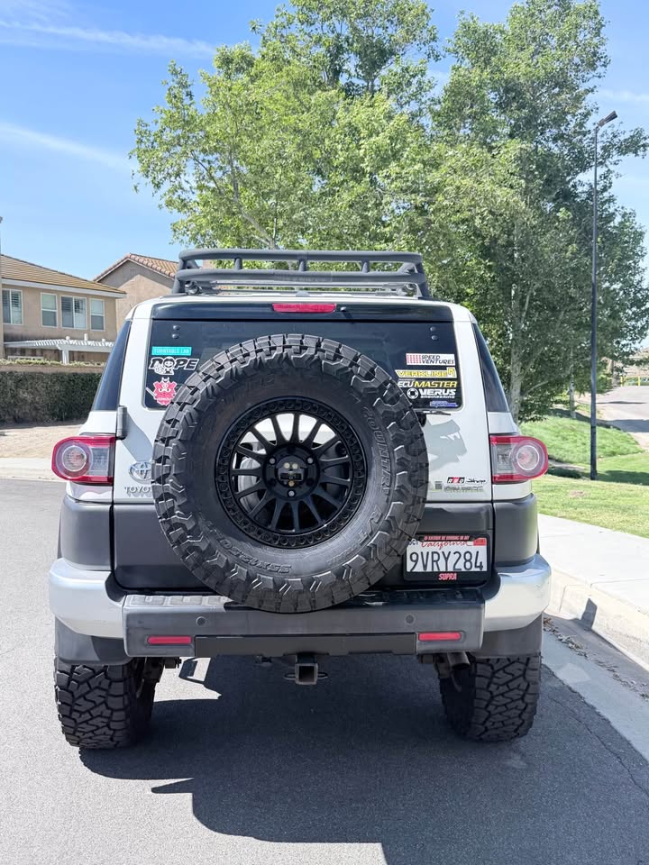 2012 Toyota FJ Cruiser · Sport Utility 2D in Corona, CA (photo 3) — photo 3
