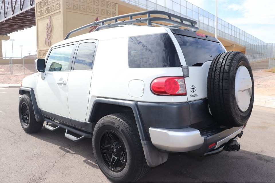 2011 Toyota FJ Cruiser in Tempe, AZ (photo 8) — photo 8
