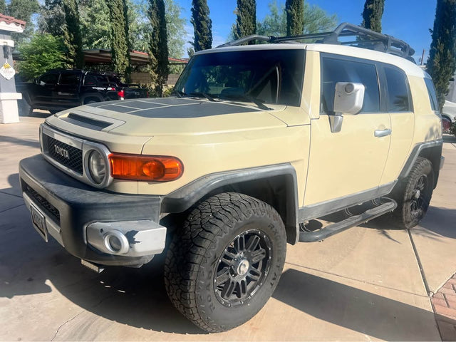2008 Toyota FJ Cruiser — photo 3