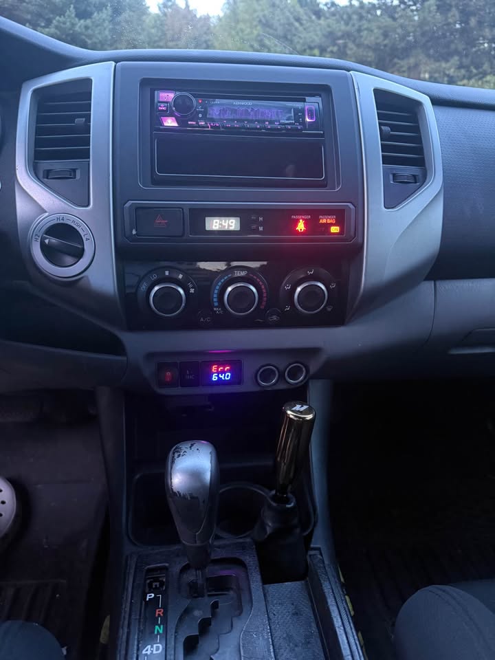 2014 Toyota Tacoma Double Cab · TRD Sport Pickup 4D 5 ft in Woodinville, WA (photo 10)