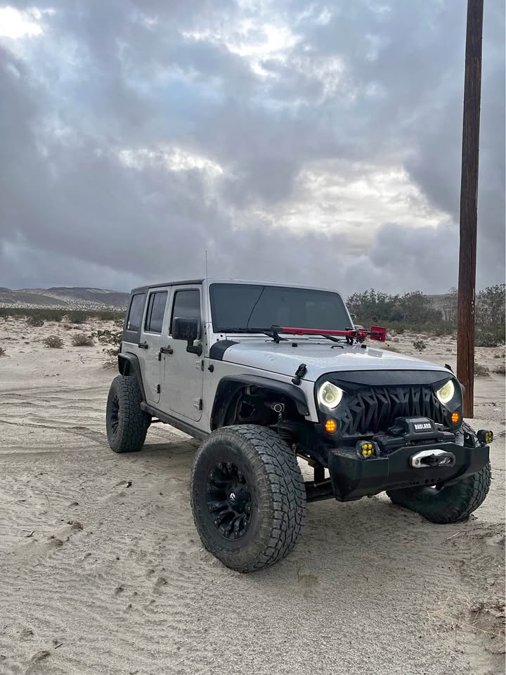 2011 Jeep Wrangler in Cathedral City, CA (photo 1) — photo 1
