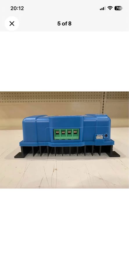 Victron MPPT 100/30 Solar Controller Charger — photo 2