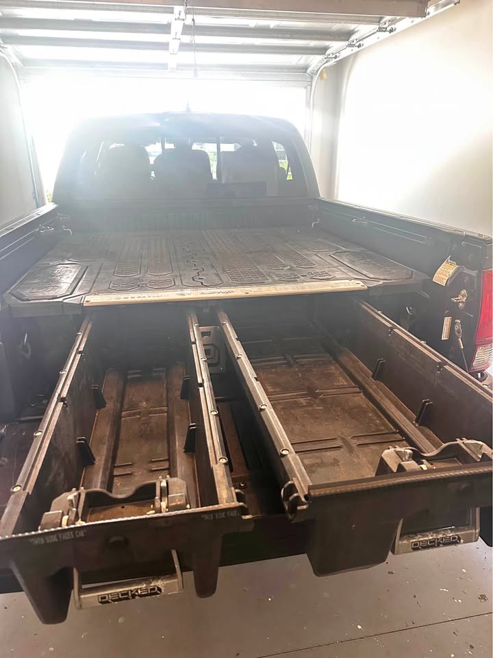 DECKED LEGACY drawer system- midsize 5FT bed only in Cameron, NC (photo 1)