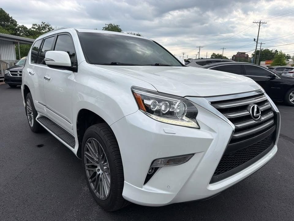 2018 Lexus GX in Paris, KY (photo 2) — photo 2