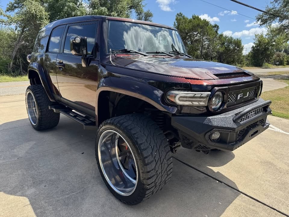 2007 Toyota FJ Cruiser · (167k Miles) (photo 2) — photo 2