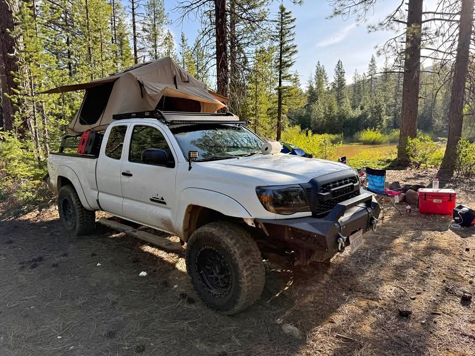 Smittybilt Overlander Roof Top Tent in Martinez, CA (photo 1)