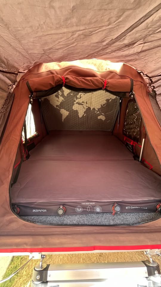 iKamper Mini 2.0 Rooftop Tent + Insulation liner in Murrieta, CA (photo 5) — photo 5
